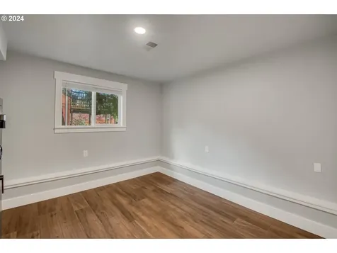 19496 S South End Road Oregon City OR 97045