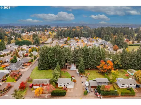 19496 S South End Road Oregon City OR 97045