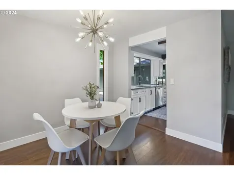 8775 Sw Bridletrail Avenue Beaverton OR 97008