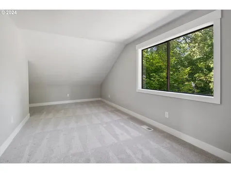 8775 Sw Bridletrail Avenue Beaverton OR 97008