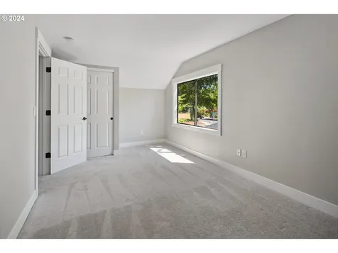 8775 Sw Bridletrail Avenue Beaverton OR 97008