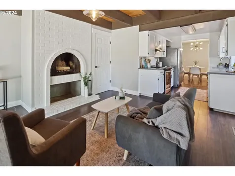 8775 Sw Bridletrail Avenue Beaverton OR 97008