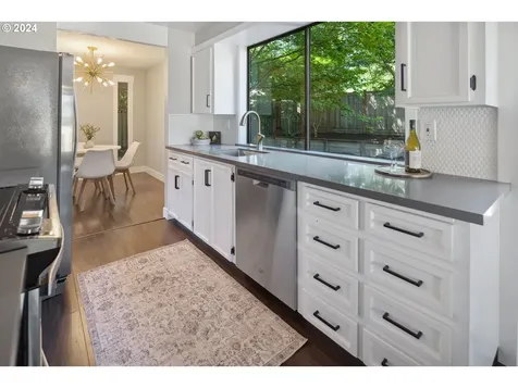 8775 Sw Bridletrail Avenue Beaverton OR 97008