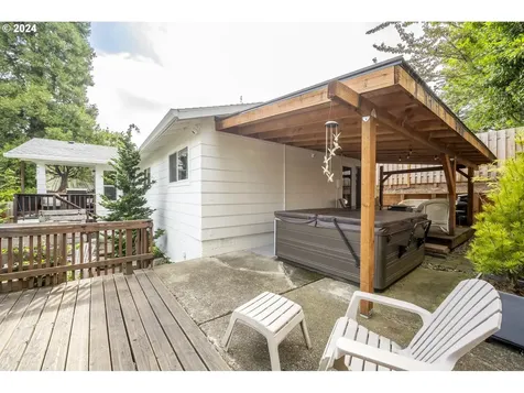 6909 Sw 54th Avenue Portland OR 97219