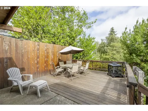 6909 Sw 54th Avenue Portland OR 97219