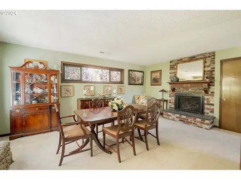 6909 Sw 54th Avenue Portland OR 97219