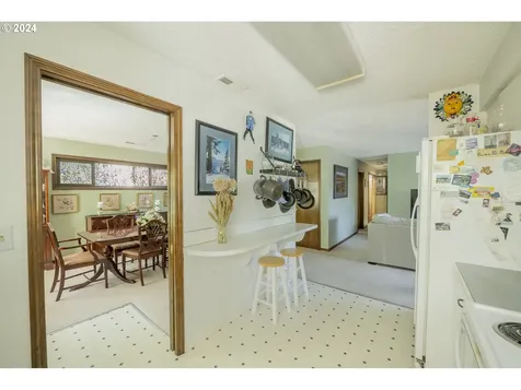 6909 Sw 54th Avenue Portland OR 97219