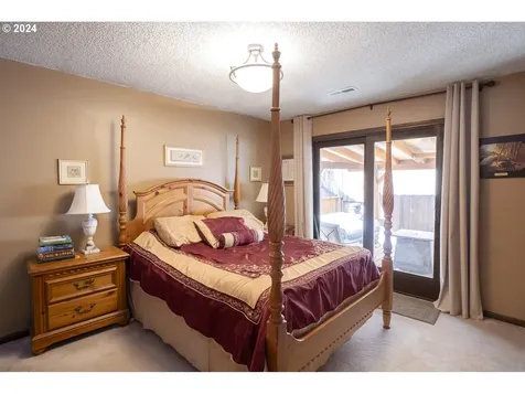 6909 Sw 54th Avenue Portland OR 97219
