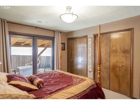 6909 Sw 54th Avenue Portland OR 97219