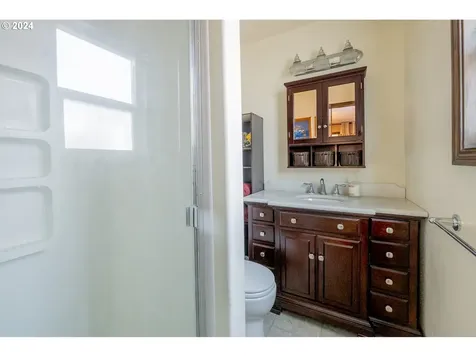 6909 Sw 54th Avenue Portland OR 97219