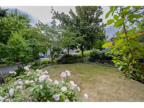 6909 Sw 54th Avenue Portland OR 97219