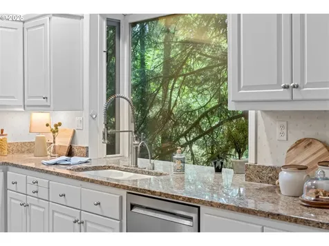 1739 Palisades Terrace Drive Lake Oswego OR 97034