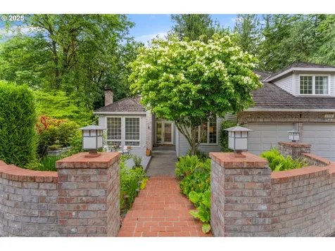 1739 Palisades Terrace Drive Lake Oswego OR 97034