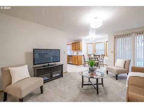 3574 SW Par Place Corvallis OR 97333