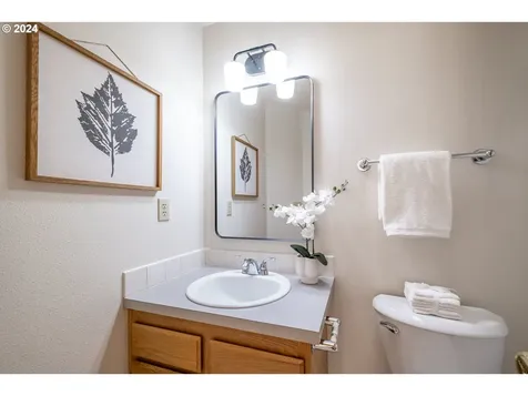 3574 SW Par Place Corvallis OR 97333