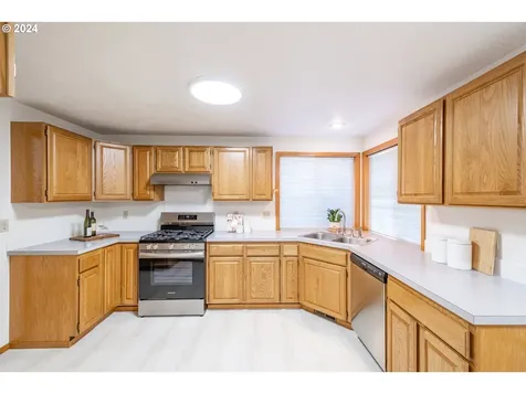 3574 SW Par Place Corvallis OR 97333