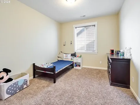 14688 Sourwood Street Oregon City OR 97045