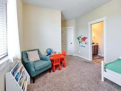 14688 Sourwood Street Oregon City OR 97045