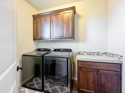 14688 Sourwood Street Oregon City OR 97045