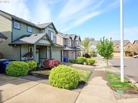 14688 Sourwood Street Oregon City OR 97045