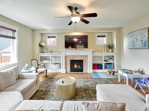 14688 Sourwood Street Oregon City OR 97045