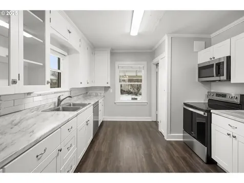 215 W Gilliam Street Condon OR 97823