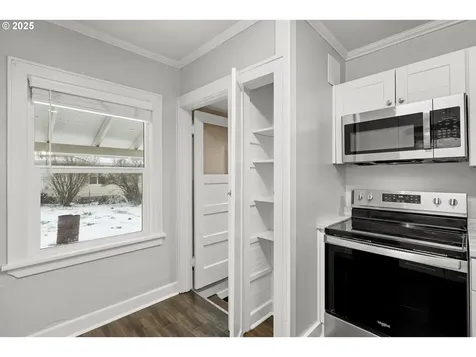215 W Gilliam Street Condon OR 97823