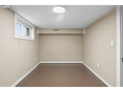 215 W Gilliam Street Condon OR 97823