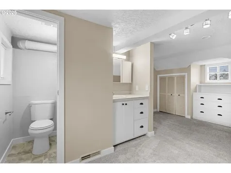 215 W Gilliam Street Condon OR 97823