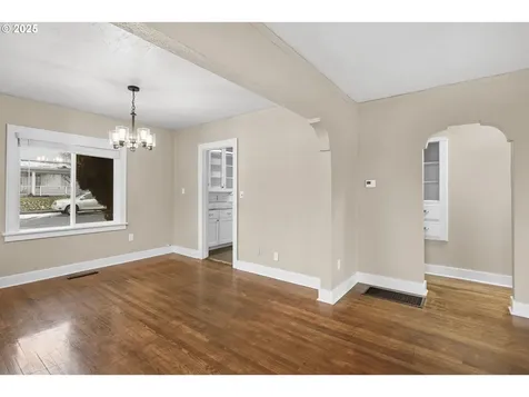 215 W Gilliam Street Condon OR 97823