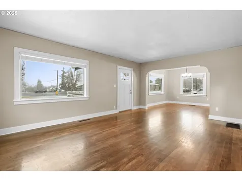 215 W Gilliam Street Condon OR 97823