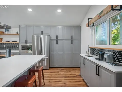 14115 Sw 80th Court Portland OR 97224