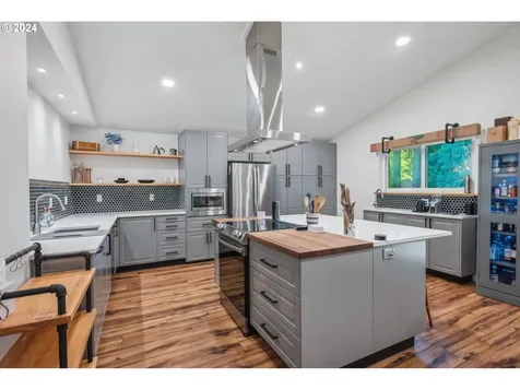 14115 Sw 80th Court Portland OR 97224