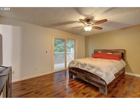 1011 Nw 58th Street Vancouver WA 98663