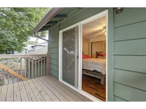 1011 Nw 58th Street Vancouver WA 98663