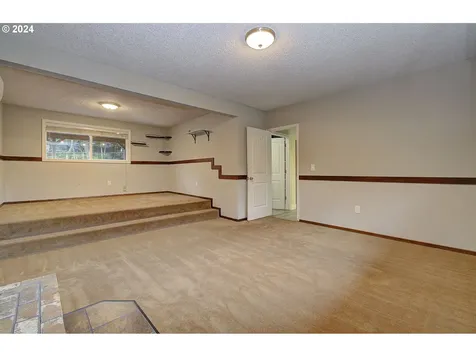 1011 Nw 58th Street Vancouver WA 98663