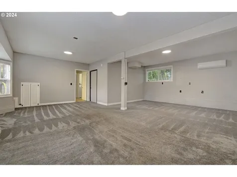 1011 Nw 58th Street Vancouver WA 98663