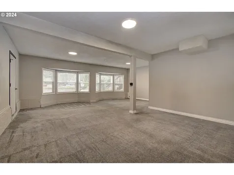 1011 Nw 58th Street Vancouver WA 98663