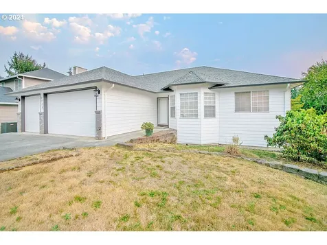 2720 Glen More Street Kelso WA 98626