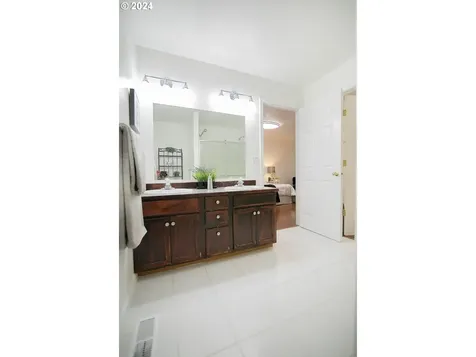 2720 Glen More Street Kelso WA 98626