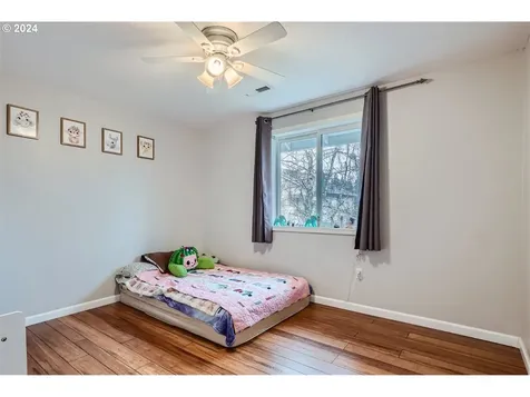 2213 Ne 108th Street Vancouver WA 98686