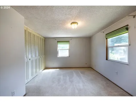 3278 Marvin Drive Eugene OR 97404