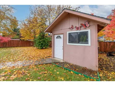 137 NE Kingwood Drive Mcminnville OR 97128