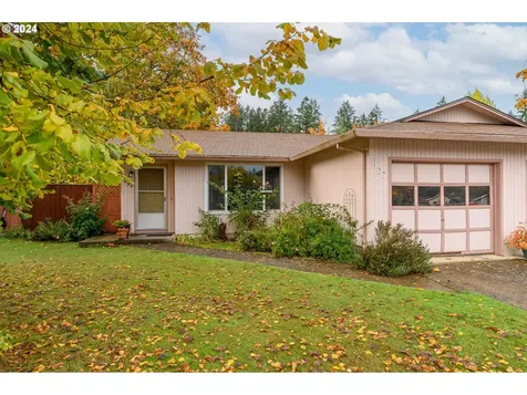 137 NE Kingwood Drive Mcminnville OR 97128