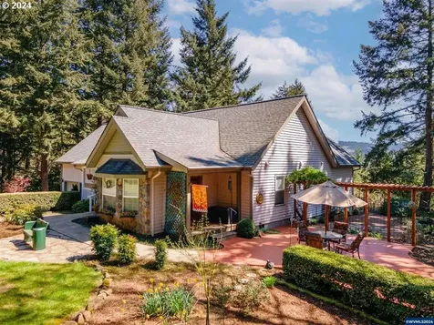 29924 Bartels Creek Drive Lebanon OR 97355