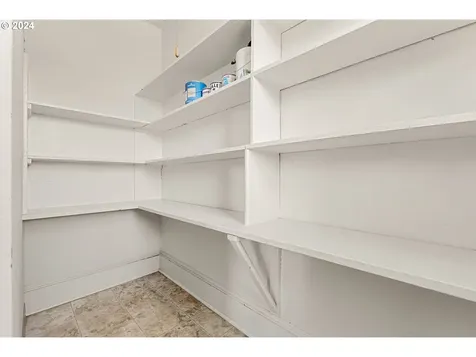 6837/6839 N Macrum Avenue Portland OR 97203