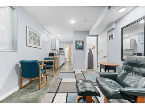 6837/6839 N Macrum Avenue Portland OR 97203