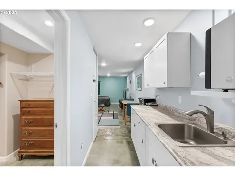 6837/6839 N Macrum Avenue Portland OR 97203