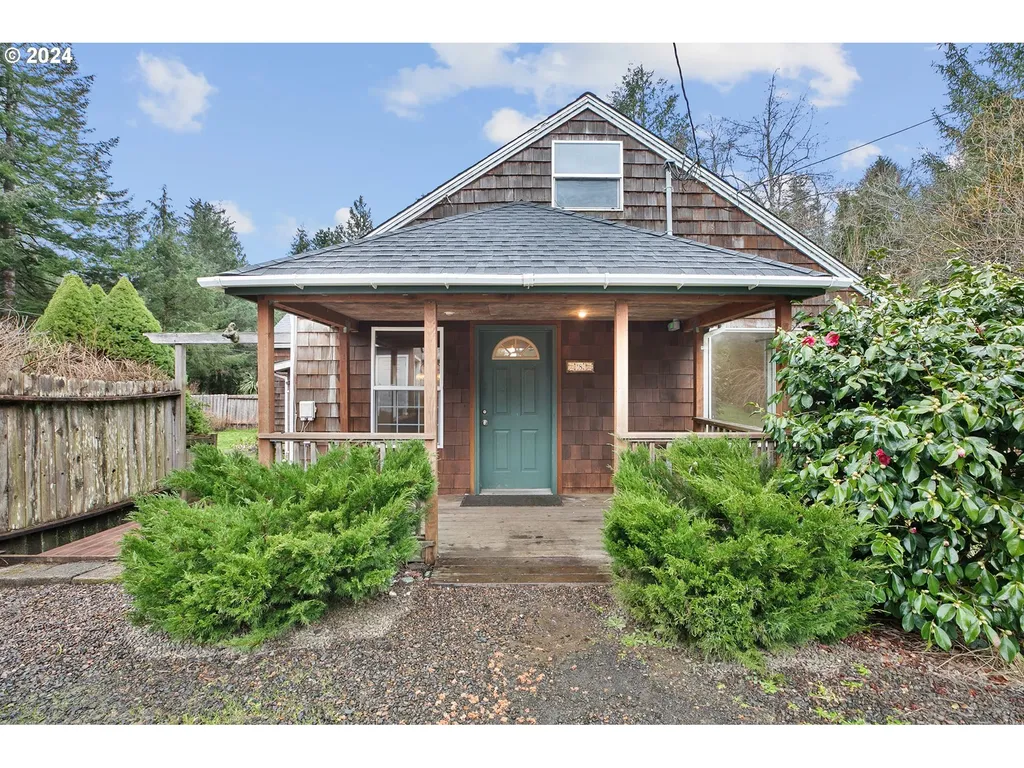 8 N Riverton Court Otis OR 97368