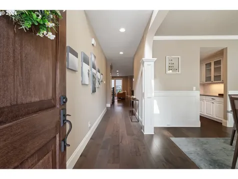 4247 Nw Ashbrook Drive Portland OR 97229
